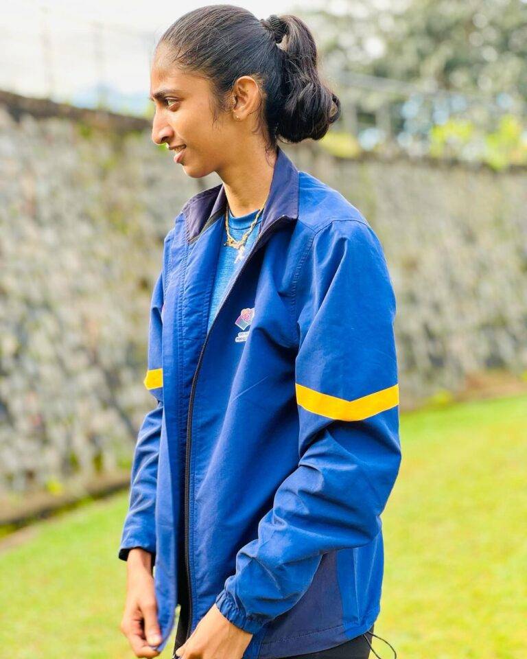 තරුශි වැඩ අල්ලයි