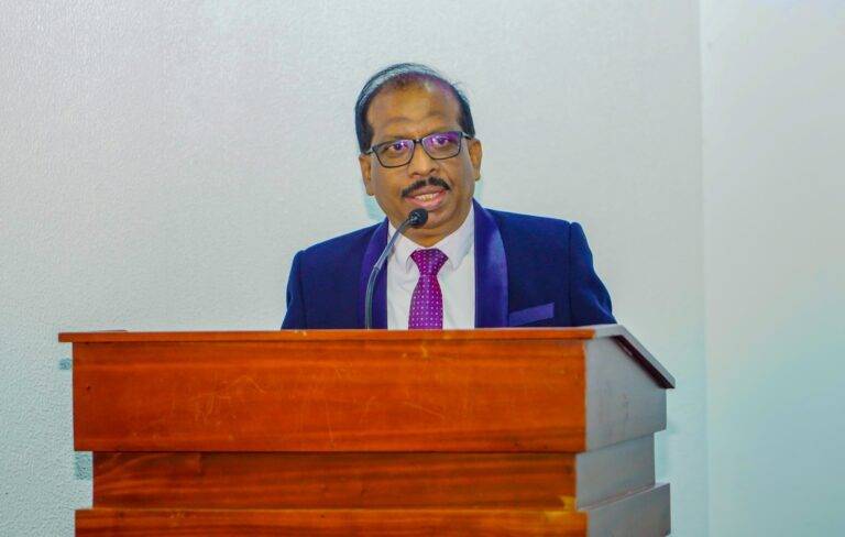රග්බි අතුරු කමිටුව ඇමති නවතයි….?