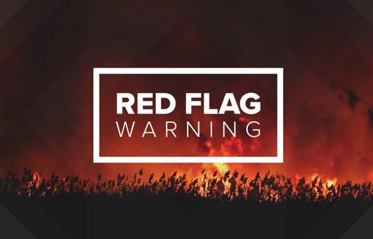 සැන්ටා ඇනා සුළං හේතුවෙන් කැලිෆෝනියා හි රතු කොඩි අනතුරු ඇඟවීම් නිකුත් කෙරේ