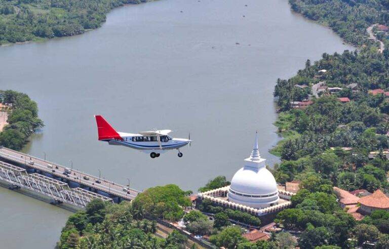 අභ්‍යන්තර ගුවන්ගමන් ඇරඹීමට තීරණයක්