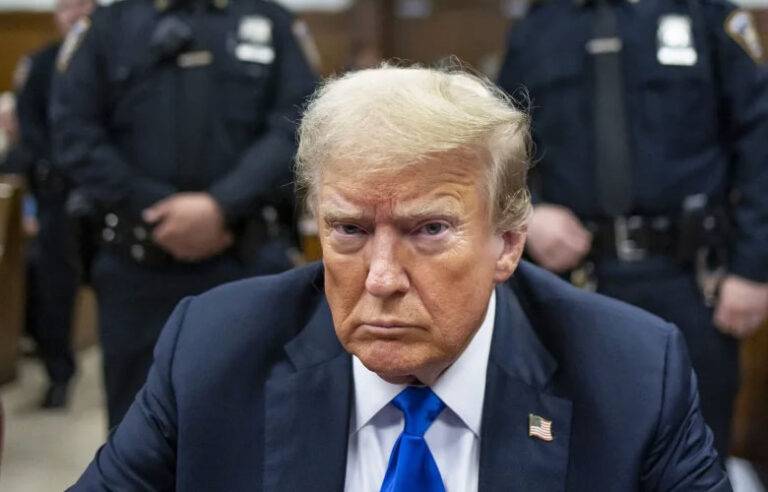 ඩොනල්ඩ් ට්‍රම්ප් හෂ්-මුදල් නඩුව සන්ම්බන්ධයෙන් නීතියෙන් වරදකරු වේ