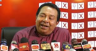 මහින්ද නිල නිවසට මිලියන ගණනක් වියදම් කළේ රට බංකොලොත් වෙලාවේ – එස්.බීගෙන් අමුතු පන්දුවක්!