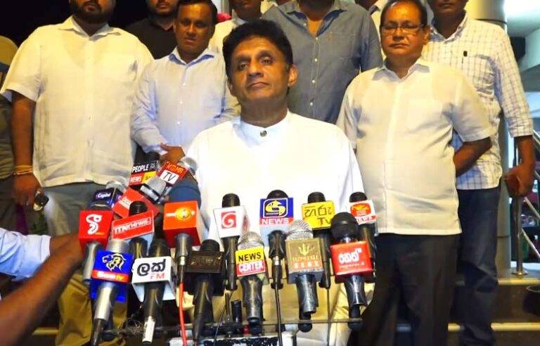 වත්මන් ආණ්ඩුව කියූ දේවල් සහ කරන දේවල් අතර පරස්පරතා රැසක් තිබෙනවා – විපක්ෂ නායක සජිත් (VIDEO)