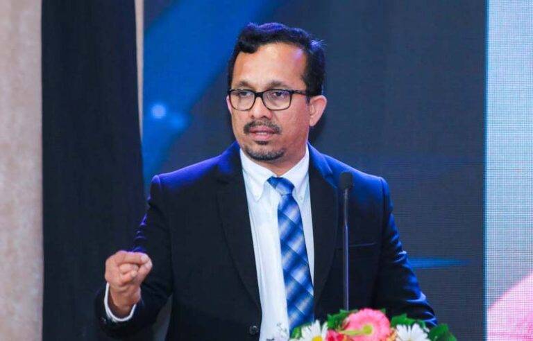 අපි බලය ගන්නකොට තිබුණේ තෙල් නැවකට සල්ලි ගෙවාගන්න බැරි තත්වයක් – ඇමති හඳුන්නෙත්ති