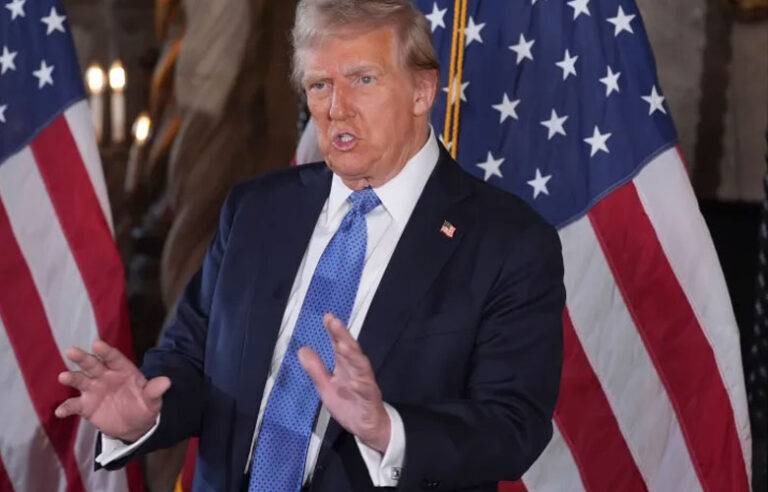 ට්‍රම්ප් ග්‍රීන්ලන්තය තමාට අවශ්‍ය බවට දැඩි ස්ථාවරයක