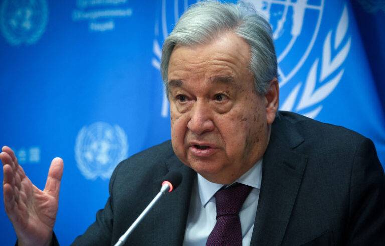 මරණයට පත්වීමේ අවධානම සහිත දරුවන් 2,500 ක් හදිසි වෛද්‍ය ප්‍රතිකාර සඳහා ගාසා තීරයෙන් වහාම ඉවත් කරන ලෙස එක්සත් ජාතීන්ගේ මහලේකම් ඉල්ලයි