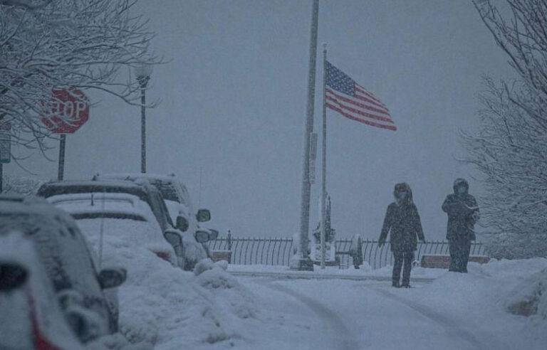 දරුණු ශිත කුණාටුවක් පිළිබඳව එක්සත් ජනපදයට අනතුරු ඇඟවීම් නිවේදන නිකුත් කෙරේ