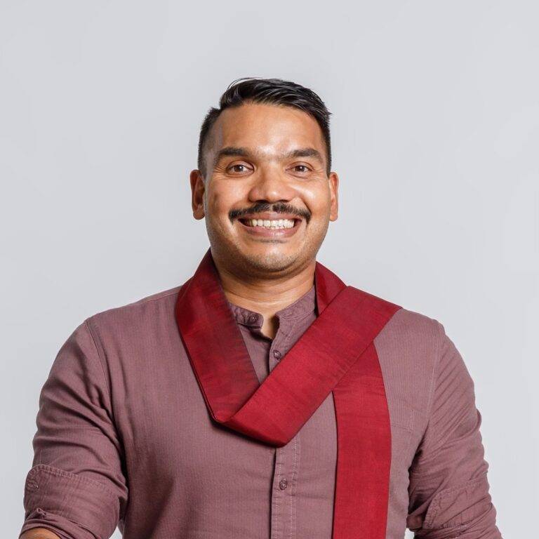 යට යන උඩ එන නාමල්ගේ නීති පට්ටම!