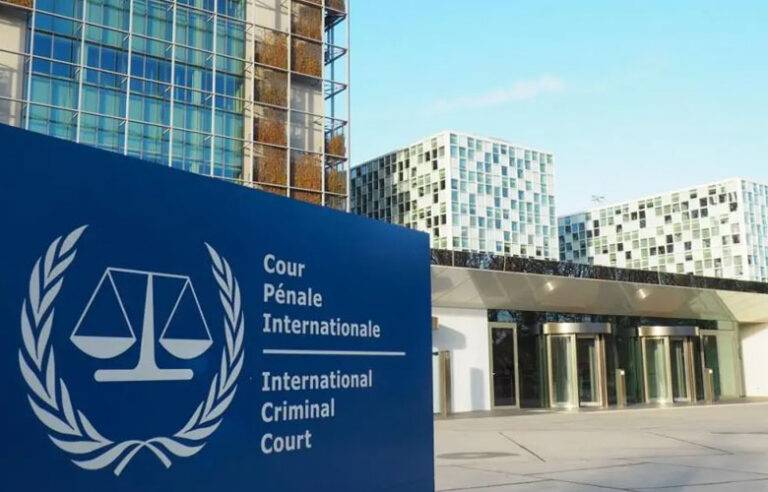 ඩොනල්ඩ් ට්‍රම්ප් ජාත්‍යන්තර අපරාධ අධිකරණයට සම්බාධක පනවයි