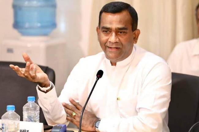 පොඩි පොඩි මතභේද තිබුණට එජාප සමඟි අපි දෙගොල්ලොම එකයි – තිස්ස