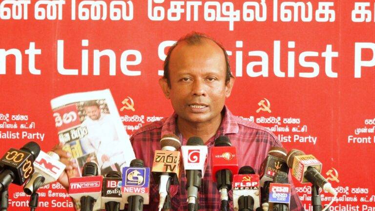 අනුර මේ ප්‍රශස්ති ගයන්නේ රනිල්ට – පුබුදු ජයගොඩ