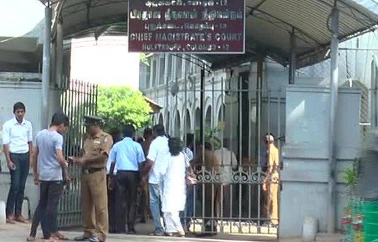 අලුත්කඩේ අධිකරණ පරිශ්‍රයේ විශේෂ සෝදිසි මෙහෙයුමක්. සංජීවට වෙඩිතැබූ ගිනිඅවිය හමුවෙයි