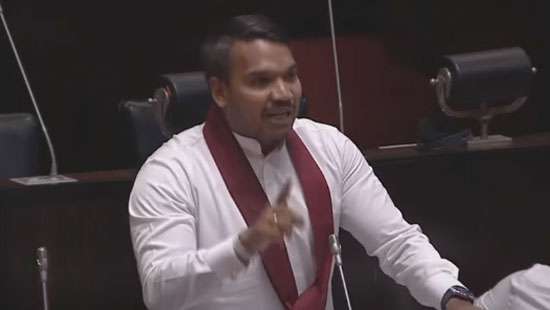 මහදවල් අධිකරණය ඇතුළටම ගිහින් මිනී මරනවා. මේකද ජාතික ආරක්ෂාව?