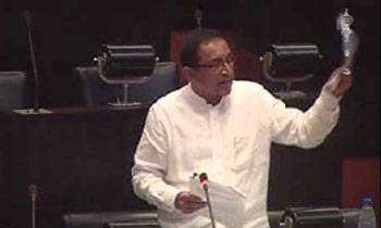 සමඟි මන්ත්‍රී කබිර්ගෙන් රේගුවට දැඩි චෝදනාවක්!දින හතරෙන් තදබදය විසඳුවේ කොහොමද කියලත් අහයි!