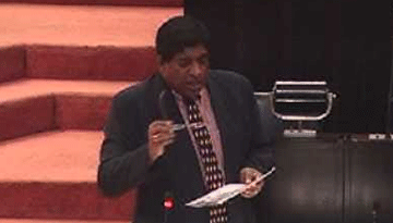රට පාලනය කරන්න ඕන විදිහ රවී ආණ්ඩුවට උගන්වයි! (VIDEO)