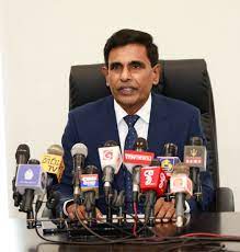 ප්‍රශ්නය ජාතික ආරක්ෂාවද? පරණ කතන්දරත් මතක් කරමින් මහජන ආරක්ෂක ඇමතිගෙන් විශේෂ ප්‍රකාශයක්! (VIDEO)