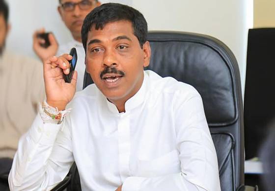 සල්ලි දෙන්න හදනකොට මම එපා කියලත් කිව්වා – ඇවිලුන වන්දිය ගැන ප්‍රසන්න රණවීර කට අරී