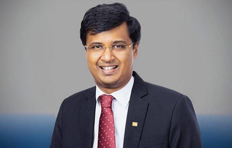 නීතීඥ සංගමයේ නව සභාපති රජීව්