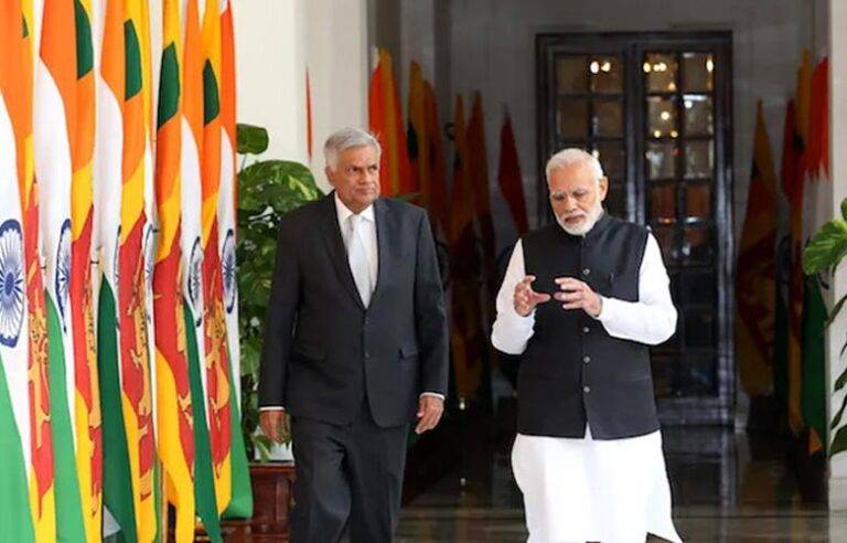 රනිල් ඉන්දියාවට. මෝදි සමග රාත්‍රී භෝජන සංග්‍රහයකටත් ආරාධනා !
