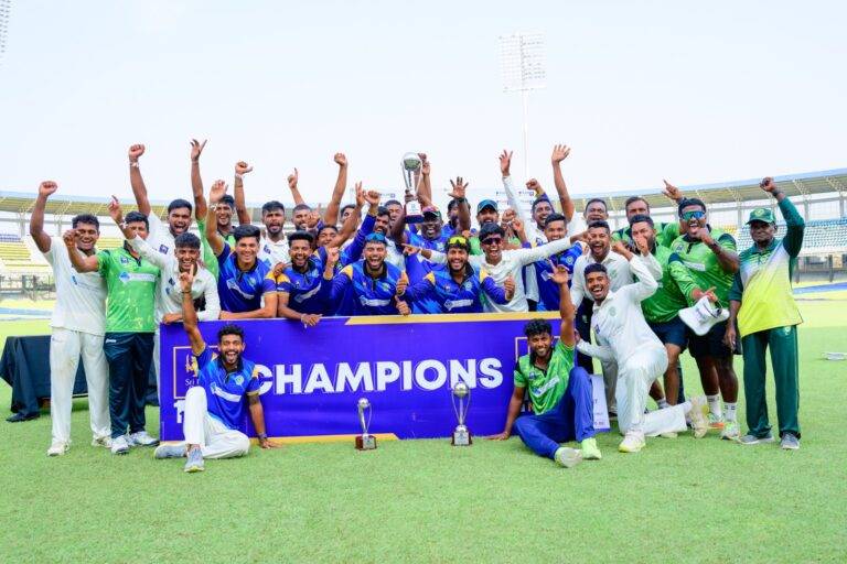 රොන්, සුවඳවත් ඉණිමක බ්ලූම්ෆීල්ඩ්ට තෙදින තරග සූරතාවය