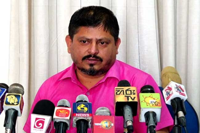 අයවැයට සහය දුන් විපක්ෂ මන්ත්‍රී කාදර් මස්තාන්ගෙන් විශේෂ පැහැදිලි කිරීමක්!