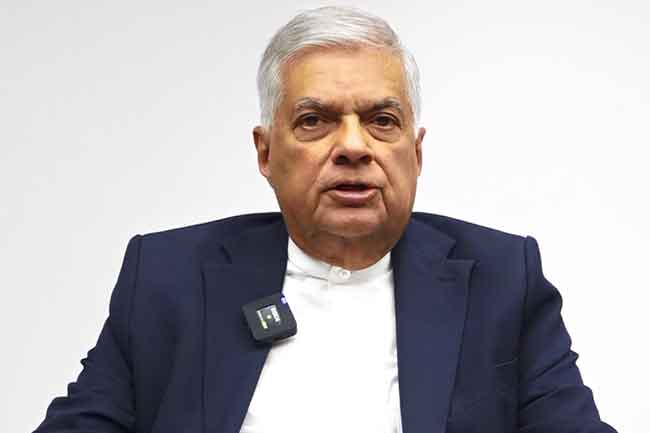 ඒ වාර්තාව මා සම්පූර්ණයෙන්ම ප්‍රතික්ෂේප කරනවා -බටලන්ද කොමිෂන් සභා වාර්තාව ගැන රනිල් කියූ දේ