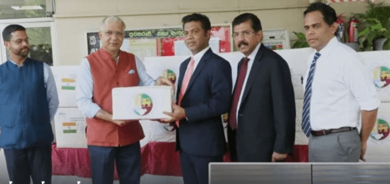 මෙරට රජයේ රෝහල්වල භාවිතය සඳහා ඉන්දියාවෙන් රුපියල් මිලියනයක් පමණ වටිනා එන්නත් පරිත්‍යාගක්!