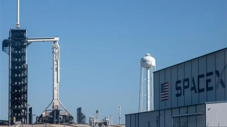 නාසා හි SpaceX මෙහෙයුම කල් යයි!