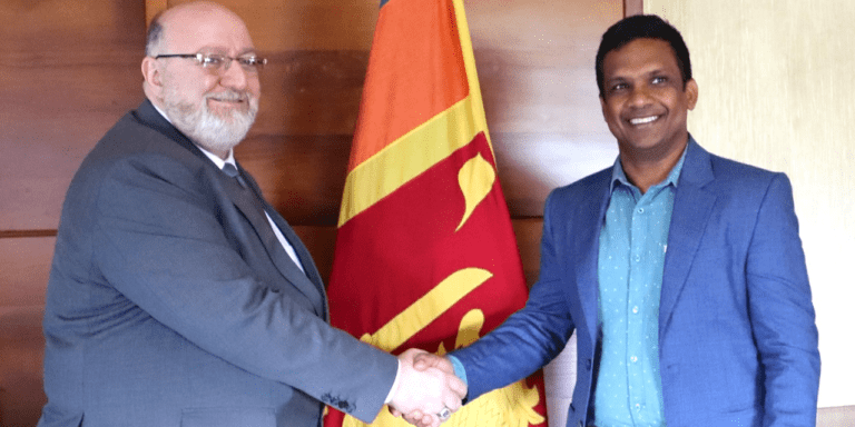 ත්‍රිකුණාමලය වරාය සංවර්ධන කටයුතු කඩිනමින් ආරම්භ කිරීමට සාකච්ඡා!