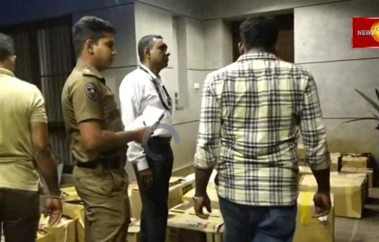 පොලීසිය පොලිස්පති දේශබන්දුගේ නිවසට පනී. විදෙස් මත්පැන් තොගයක් අත්අඩංගුවට !
