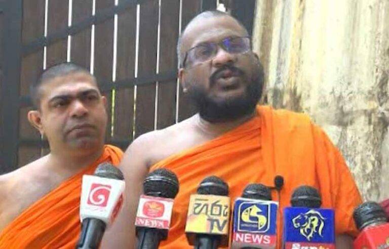 පාස්කු ප්‍රහාරයේ මහමොළකාරයා මම දන්නවා, හැබැයි මාධ්‍යට කියන්නේ නෑ – ඥානසාර හිමිගෙන් ආන්දෝලනාත්මක ප්‍රකාශයක්
