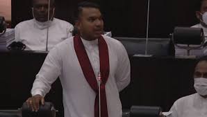 ඔහොම නම් බැහැ.මේක සිංගප්පුරුවක් කරන්න තව අවුරුදු 65ක්වත් යයි.රැඩිකල් තීරණ ගන්න!