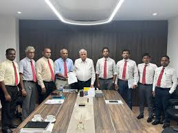යළි පාර්ලිමේන්තු එන්නැයි GMOA වෙතින් රනිල්ට ඇරයුමක්!