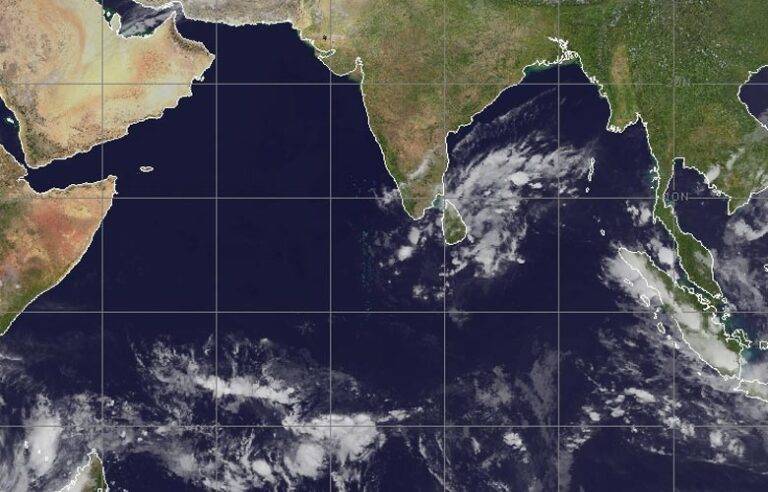අද (11) දවසේ තද වැසි සහ තද සුළං ඇතිවන ප්‍රදේශ මෙන්න