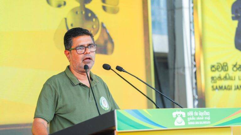 දෛවයේ සරදම කියන්නේ දැන් අනුර Vs අනුර – මුජිබර්