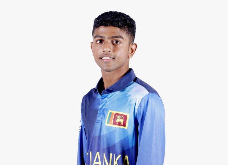 බංගලි යෞවනයන්ට එරෙහිවන හ්‍රී ලංකා යෞවනයේ නායකත්වය විමත්ට