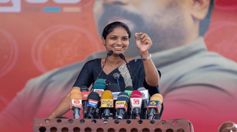 මෙච්චර කාලයක් අඩු බඩු අකුලාගෙන හිටපු අල්ලස් කොමිසමේ දැන් වැඩ කොහොමද? හිටපු ජනාධිපති සාක්ෂියි!
