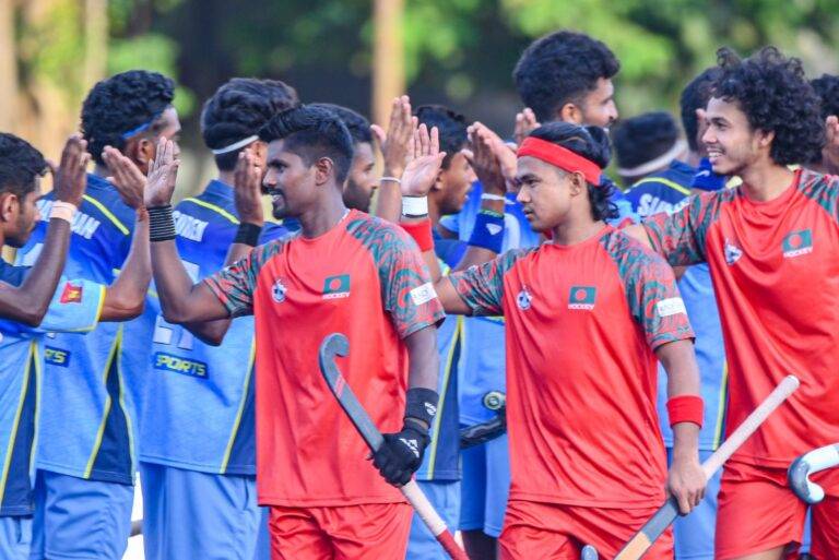 ශ්‍රී ලංකා කාන්තා සහ පිරිමි කණ්ඩායම් දෙකම පරාජය වැළඳ ගනියි