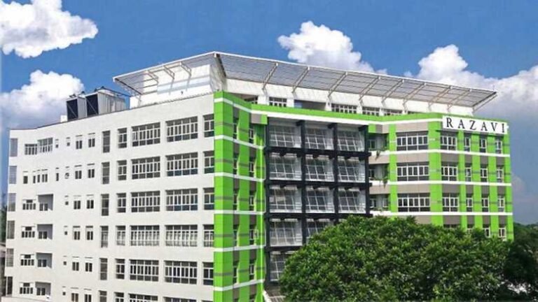 රජයේ නිලධාරීන් පිළිකා රෝහල් ව්‍යාපෘතිය කඩාකප්පල් කරලා – නාවික හමුදා නිලධාරීන් බලහත්කාරයෙන් ආපසු කැඳවලා!