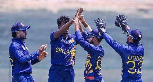ඩිල්ෂාන් මධුශංක තරගයේ වීරයා වෙයි.