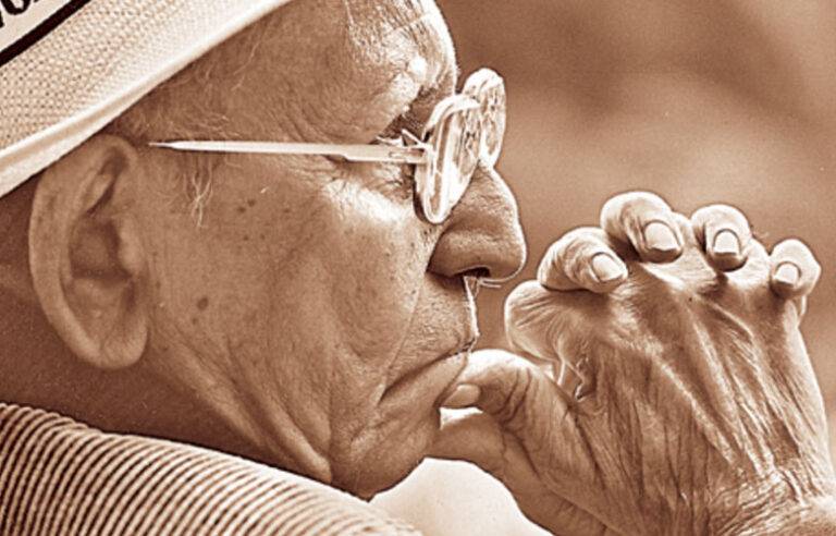 ආචාර්ය ලෙස්ටර් ජේමිස් පිරිස් රිදී තිරයෙන් මැකී ගිය අමිල’නිධානය’