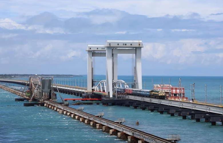 පම්බන් පාළම ….