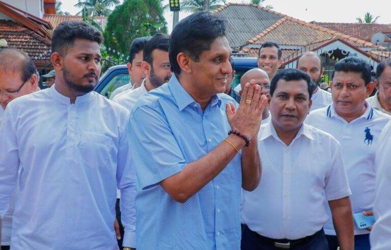 මේ ආණ්ඩුවට වැඩ බැහැ. දන්නේ පොරොන්දු දෙන්නයි, ප්‍රකාශ නිකුත් කරන්නයි විතරයි – විපක්ෂ නායක සජිත් (VIDEO)