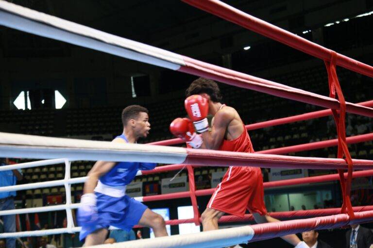 වෙසක් දවසේ ක්‍රීඩා ඇමතිගේ ප්‍රධානත්වයෙන් ඇරඹුන බොක්සිං