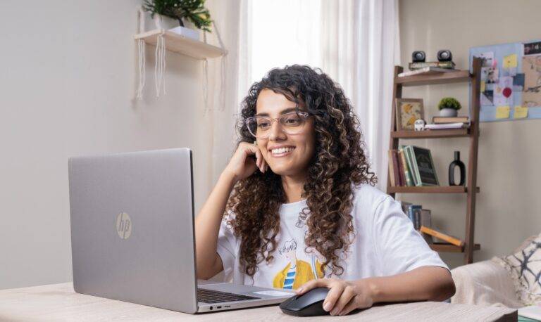 බලයලත් අලෙවිකරුවන් වෙතින් මිලදී ගන්නා HP පරිගණක සඳහා වසර තුනක වගකීම් සහතිකයක්!