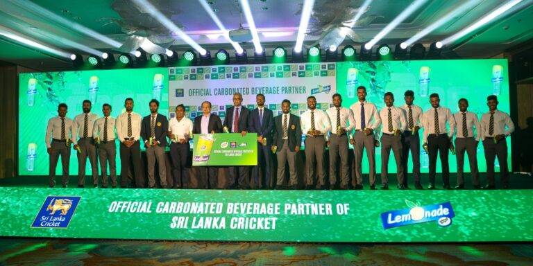 ශ්‍රී ලංකා ක්‍රිකට් හී නිල පානය බවට ලෙමනේඩ් බවට වෙයි