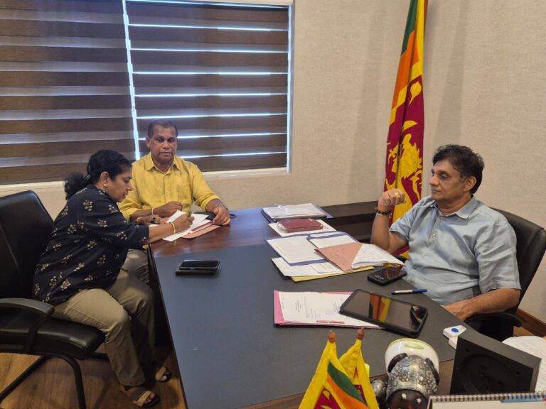 සාකච්ජාව සාර්ථකයි.ඉස්සරහටත් තව කතා කරනවා. කවුද ජනාධිපතිතුමාට බය – සමඟි මහ ලේකම්