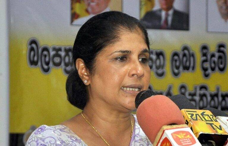 හිටපු වියළි කලාප ඇමතිනී චන්ද්‍රානිට නඩු පවරයි !