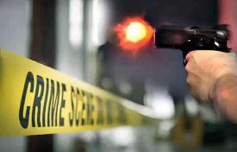 කහවත්තේ තරුණයින් දෙදෙනෙකුට වෙඩි. එක් අයෙක් මරුට !