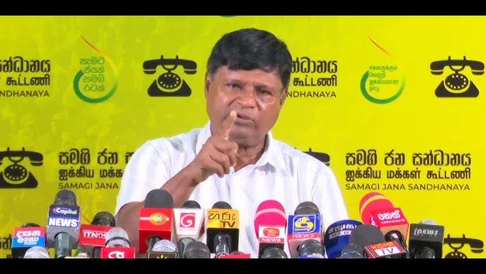 සජිත් කරපු වැඩේ අපි කවුරුවත් අනුමත කරන්නේ නැහැ.සජිත් වෙනුවෙන් අපි සමාව ඉල්ලනවා – ආනන්ද පාලිත සජිත්ට හාන්සි වෙන්නම දෙයි (VIDEO)